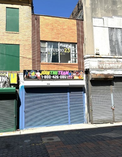 Convenient Commercial Office